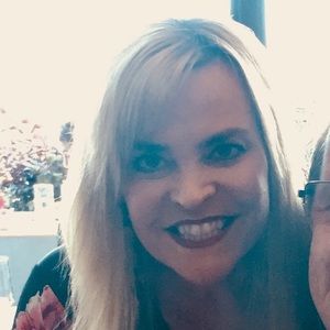 Meet your Posher, Pam